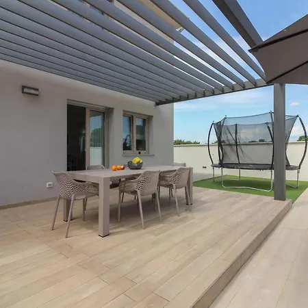 Dream Place Near With Private Pool Villa *